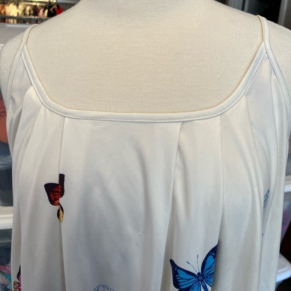 Butterfly Dress - Picture 3 of 8
